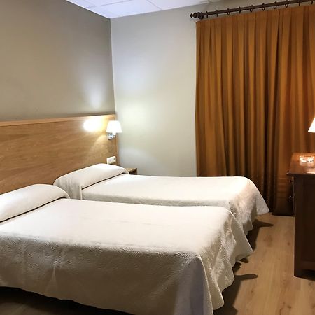 Hotel Bellavista Белвер де Серданя Екстериор снимка