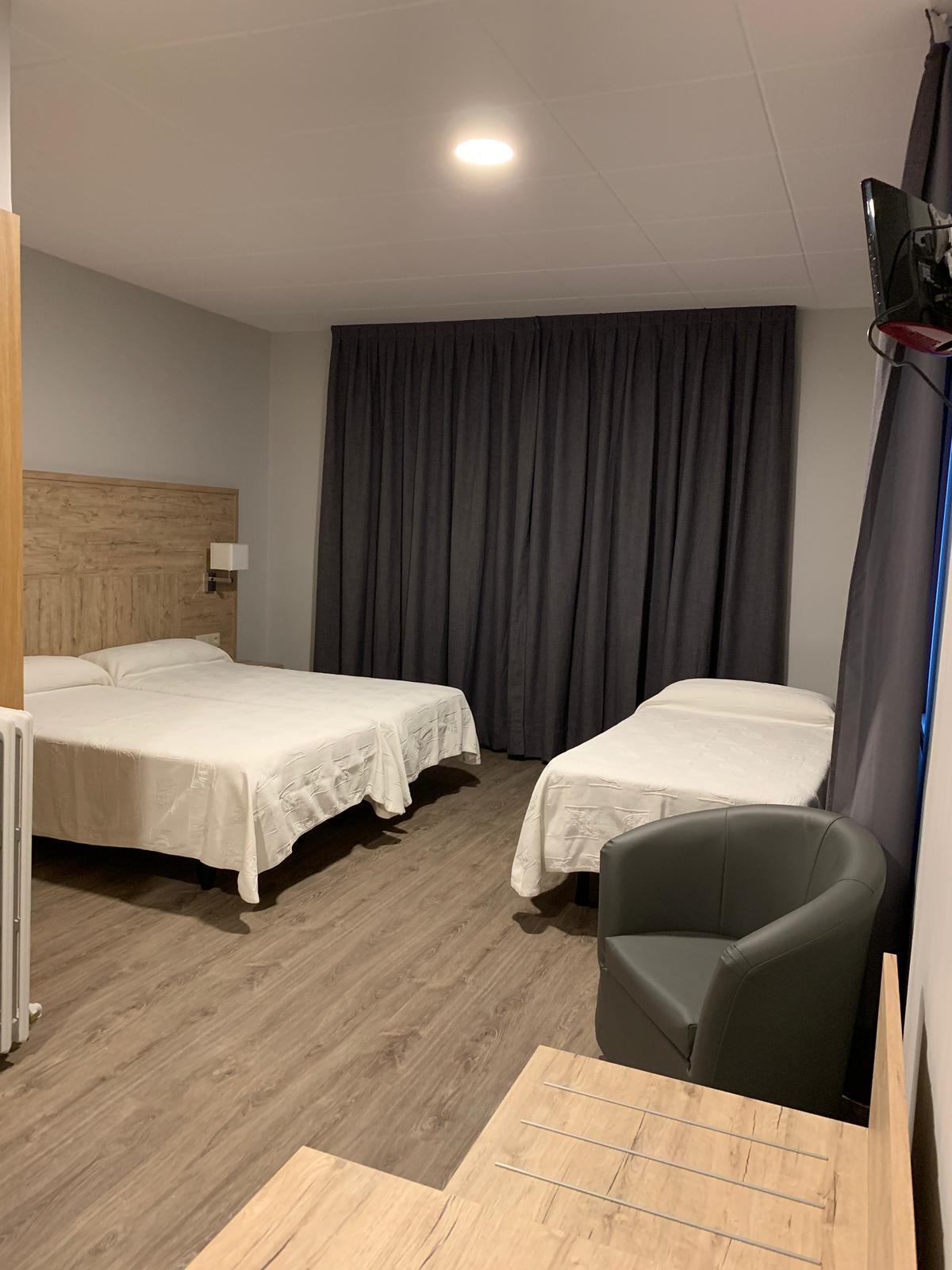 Hotel Bellavista Белвер де Серданя Екстериор снимка